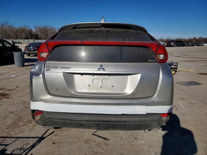 2020 MITSUBISHI ECLIPSE CROSS ES 6