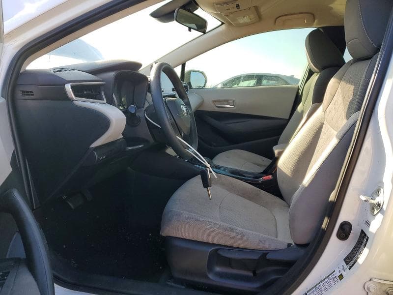 2021 TOYOTA COROLLA LE 7