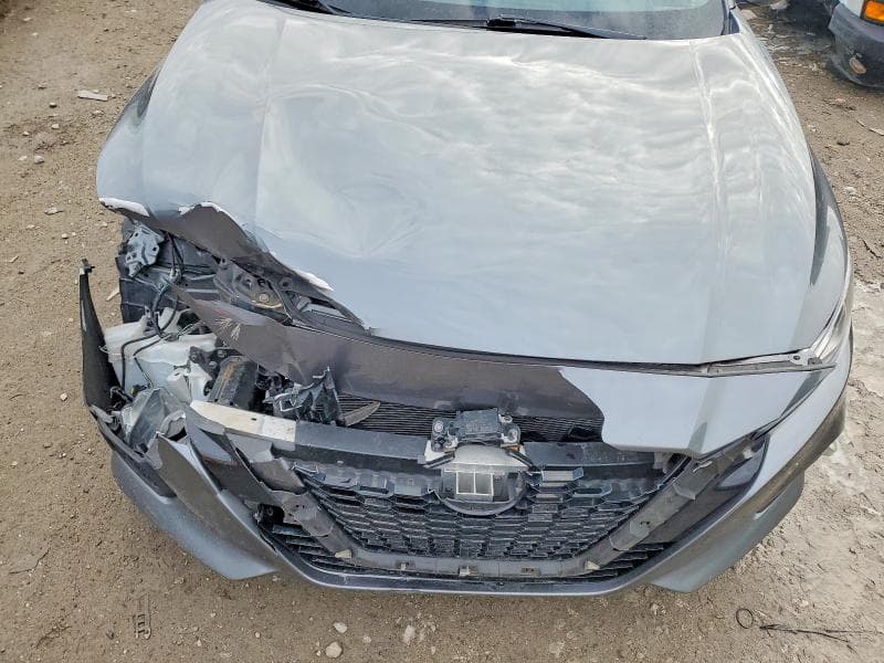 2020 NISSAN ALTIMA S 11