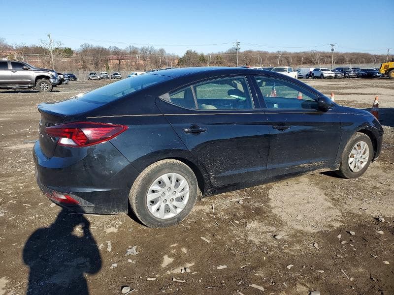 2020 HYUNDAI ELANTRA SE 3