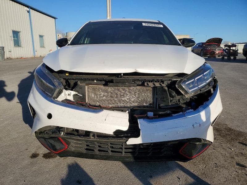 2022 KIA FORTE GT 5