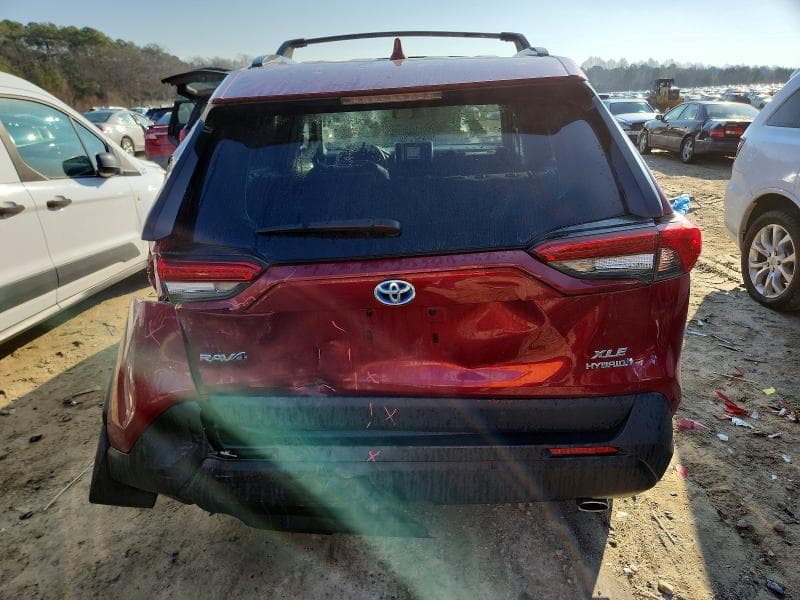 2024 TOYOTA RAV4 XLE 6