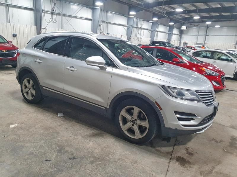 2017 LINCOLN MKC PREMIERE 4