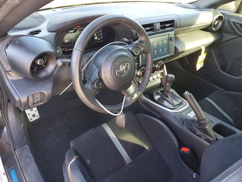 2024 TOYOTA GR 86 PREMIUM 8
