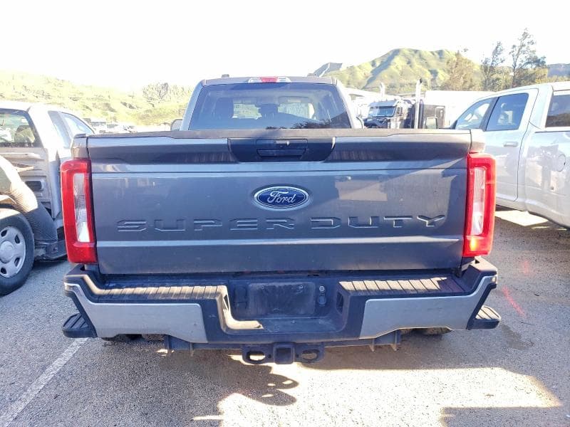 2023 FORD F350 SUPER DUTY 6