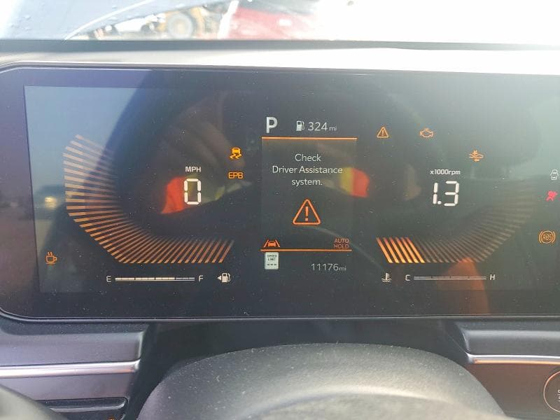2025 KIA K5 9