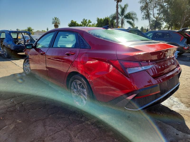 2024 HYUNDAI ELANTRA SEL 2