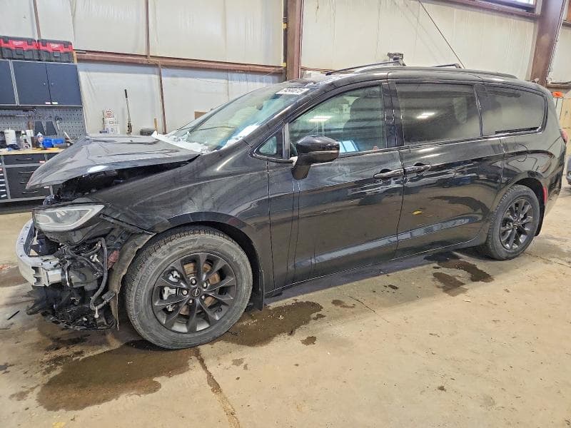 2022 CHRYSLER PACIFICA TOURING - 1