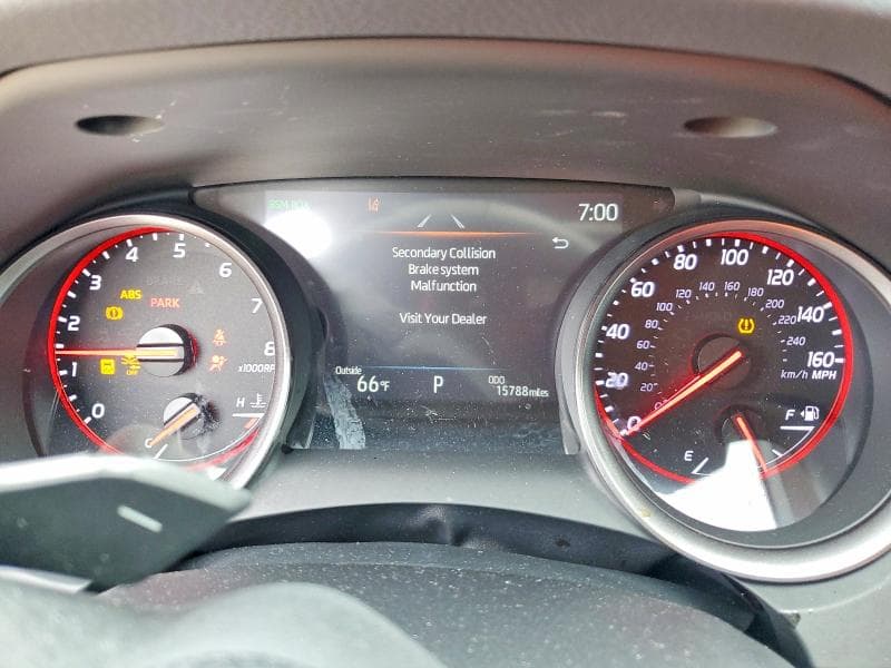 2022 TOYOTA CAMRY XSE 9