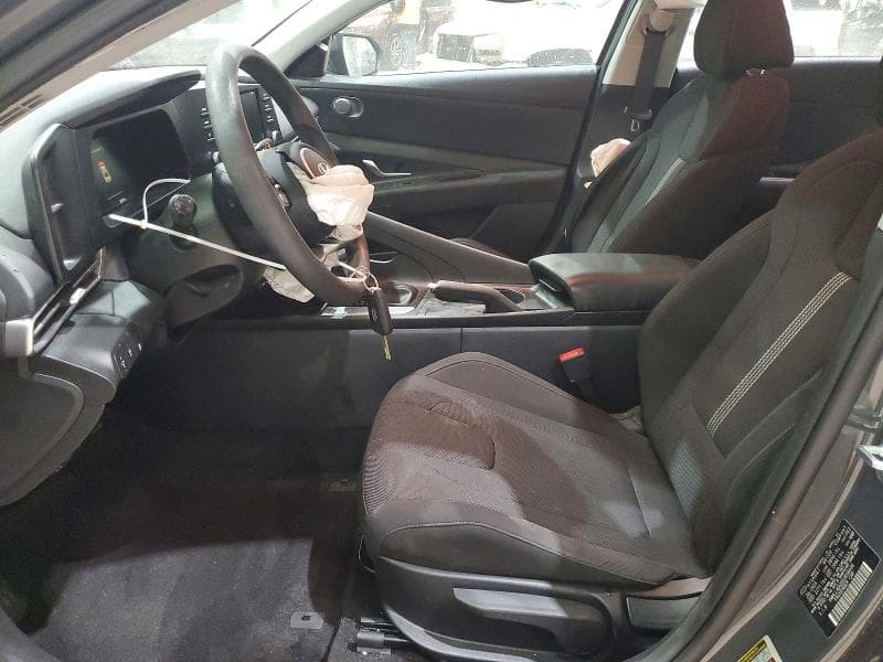 2025 HYUNDAI ELANTRA SE 6