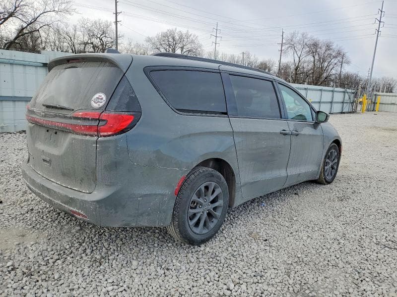 2021 CHRYSLER PACIFICA TOURING L 3