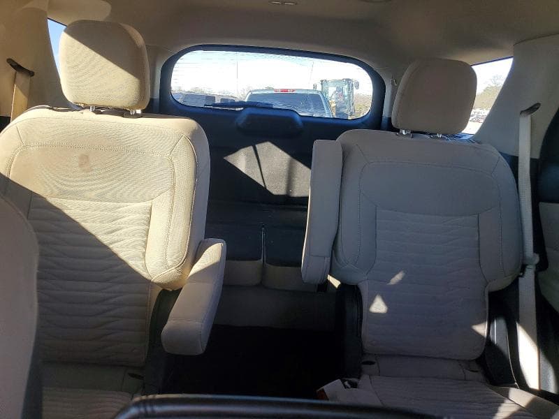2020 FORD EXPLORER XLT 10