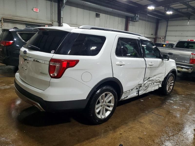 2017 FORD EXPLORER XLT 3