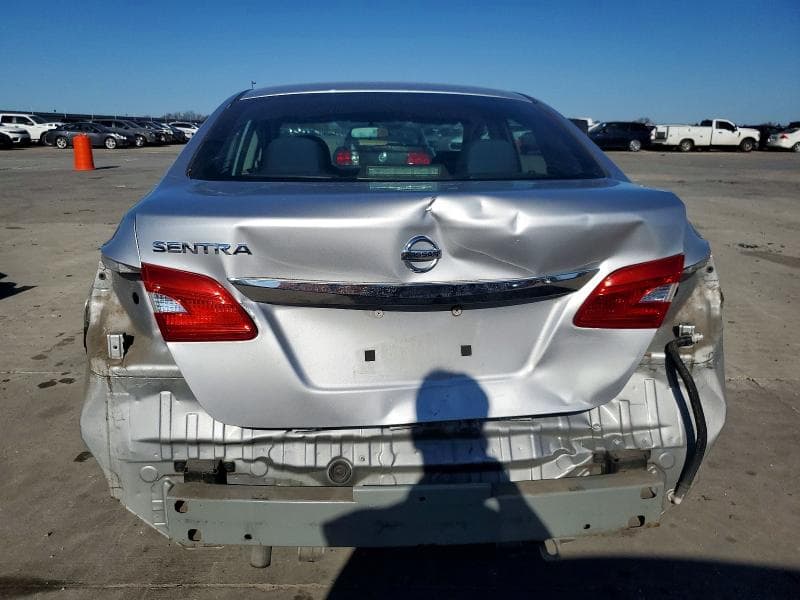 2019 NISSAN SENTRA S 6