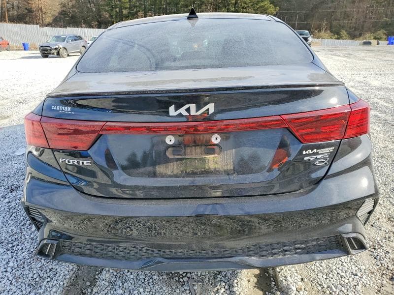 2024 KIA FORTE GT LINE 6