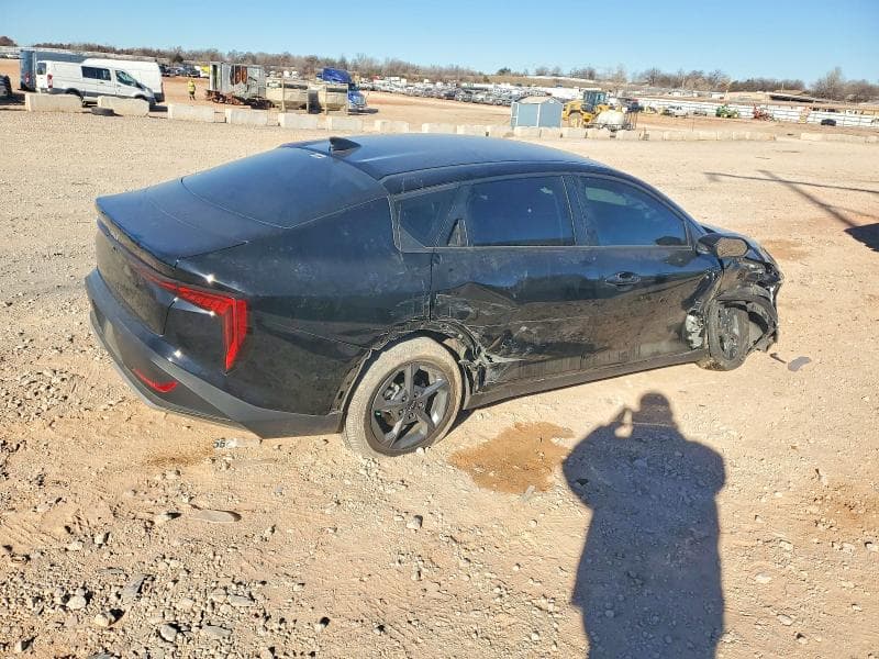 2025 KIA K4 LX 3