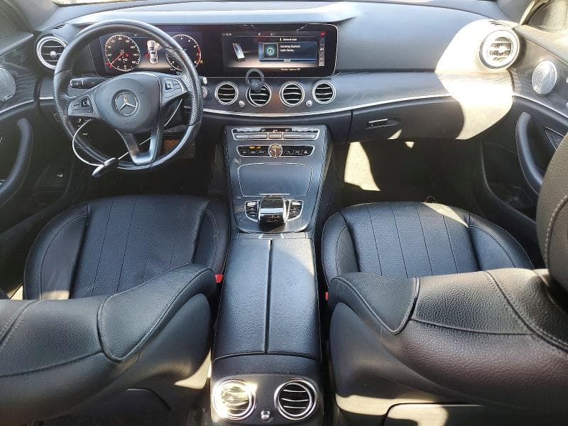 2018 MERCEDES-BENZ E 300 300 8