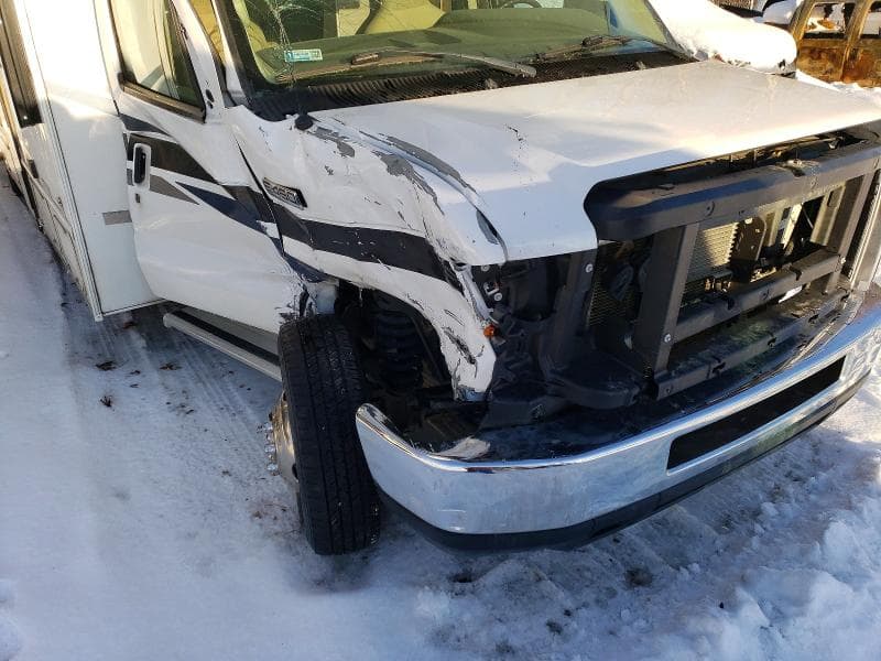 2020 FORD E-450 9