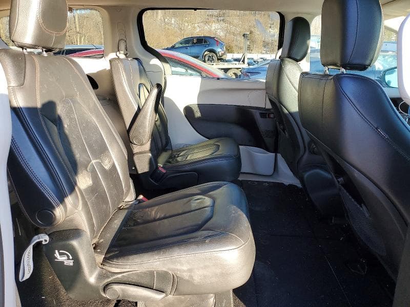 2017 CHRYSLER PACIFICA TOURING L 11