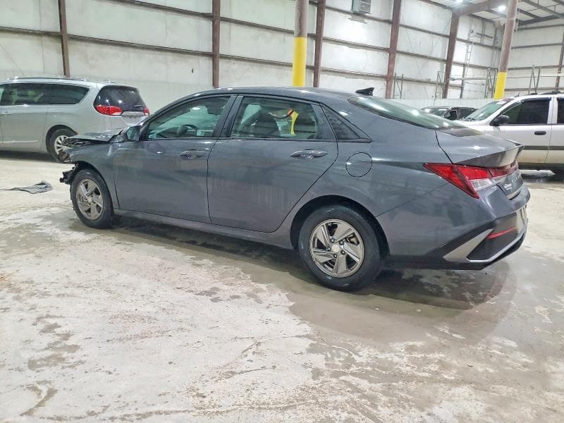 2025 HYUNDAI ELANTRA SE 2