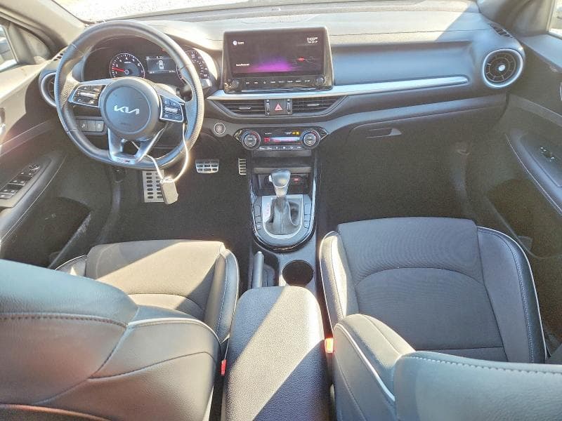 2022 KIA FORTE GT LINE 8