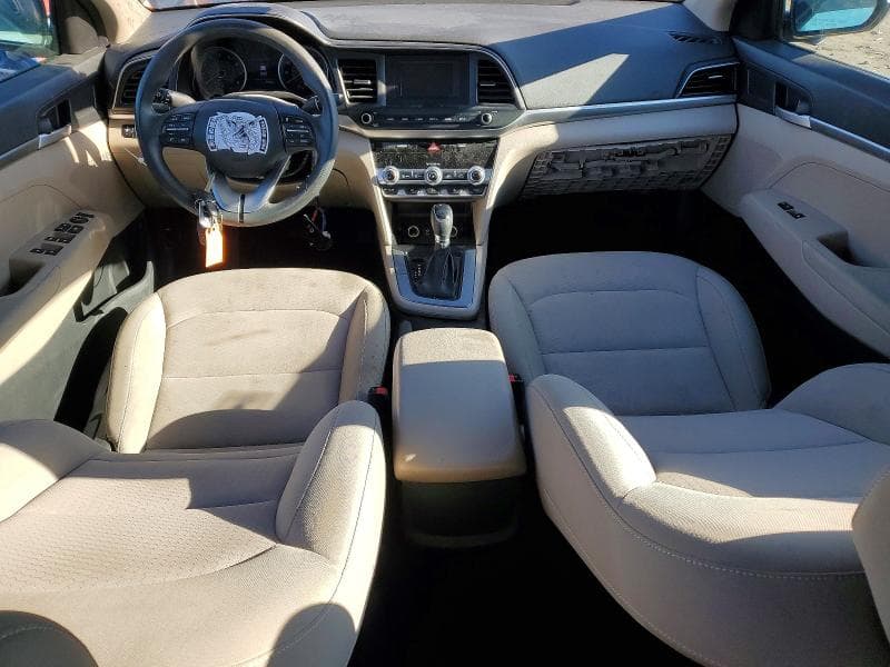 2020 HYUNDAI ELANTRA SE 8