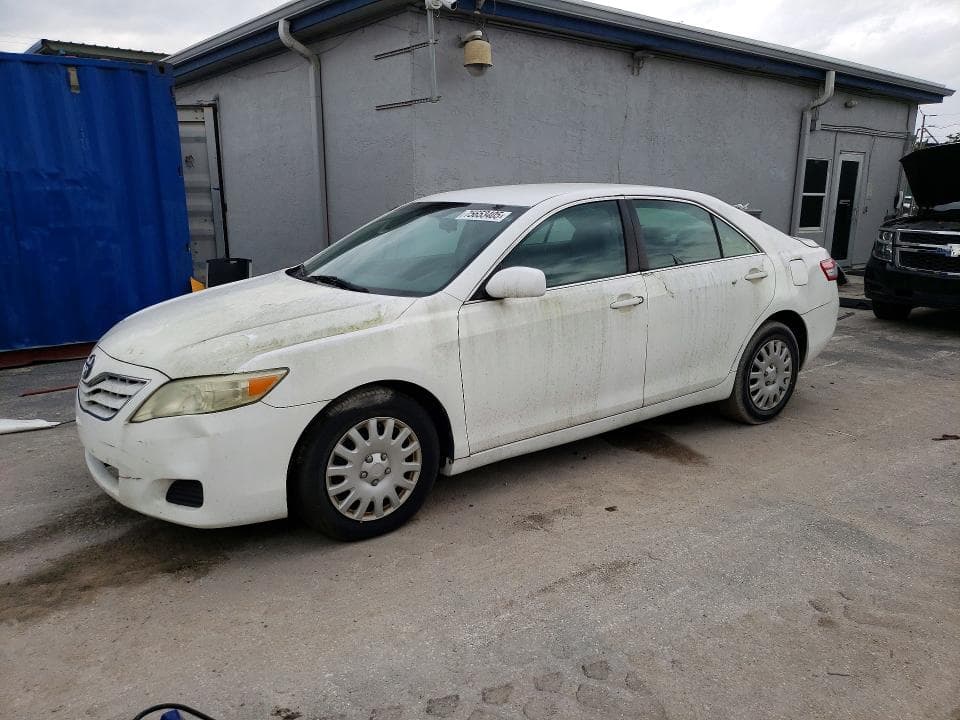 2010 TOYOTA CAMRY
