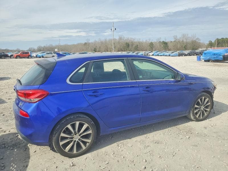 2019 HYUNDAI ELANTRA GT 3