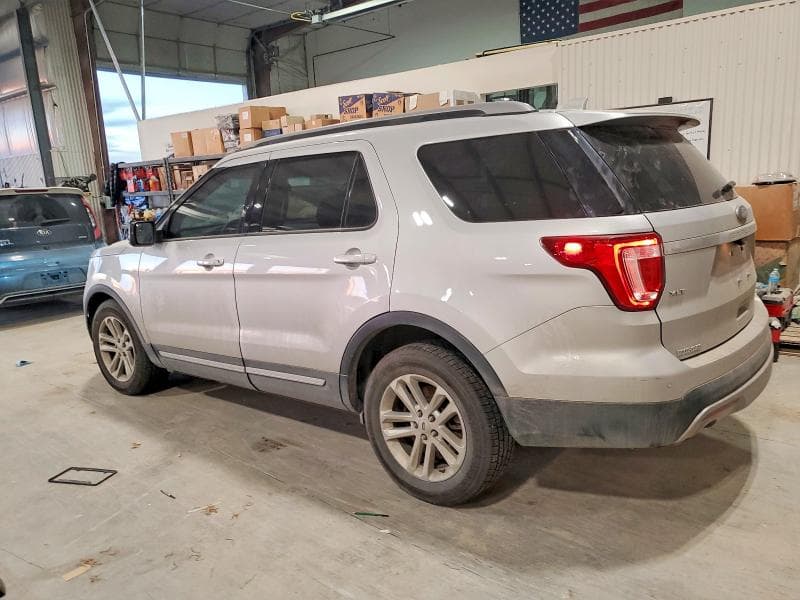 2017 FORD EXPLORER XLT 2