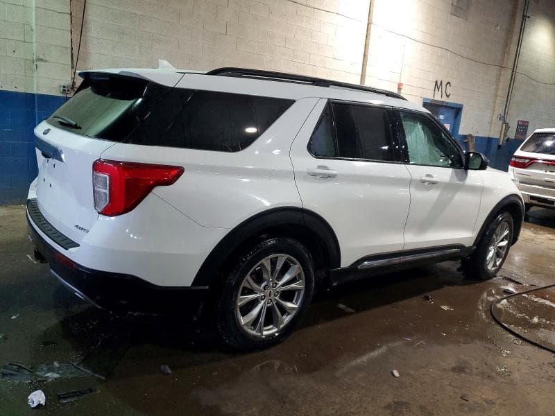 2023 FORD EXPLORER XLT 3
