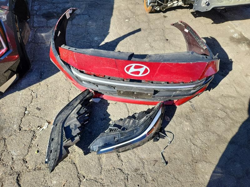 2024 HYUNDAI ELANTRA SEL 12