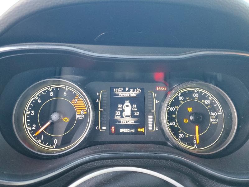 2021 JEEP CHEROKEE LATITUDE LUX 9