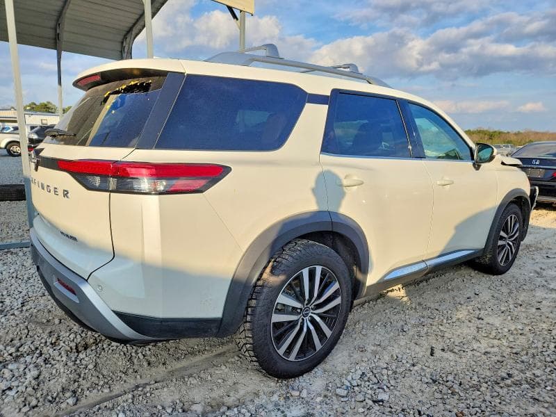 2023 NISSAN PATHFINDER PLATINUM 3