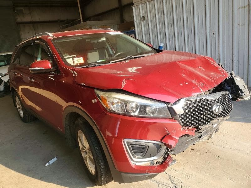 2017 KIA SORENTO LX 4