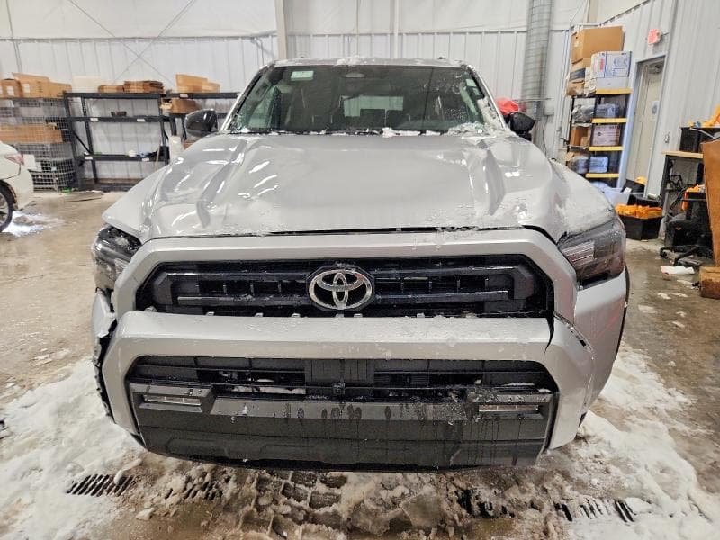 2025 TOYOTA 4RUNNER SR5 5