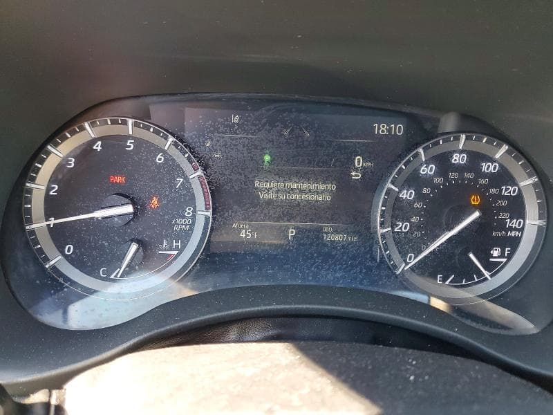 2021 TOYOTA HIGHLANDER XLE 9