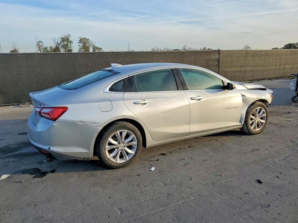 2020 CHEVROLET MALIBU LT 3