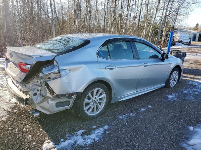 2021 TOYOTA CAMRY SE 3