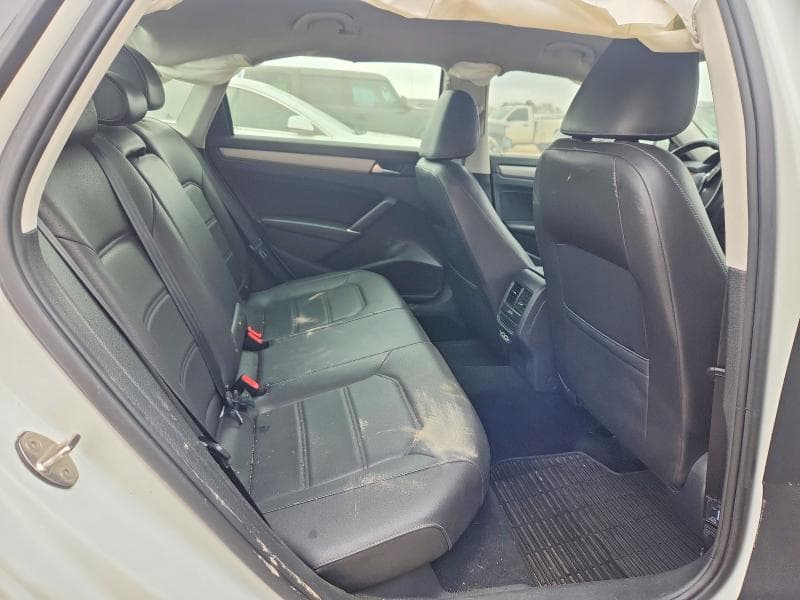 2020 VOLKSWAGEN PASSAT SE 10