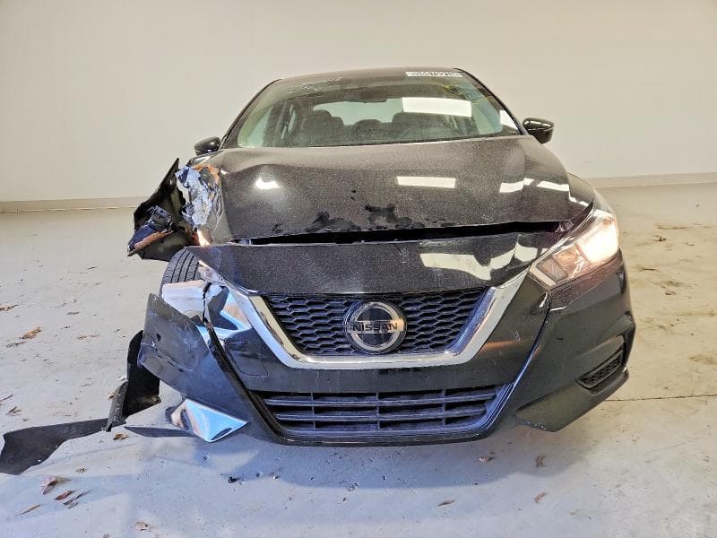 2021 NISSAN VERSA SV 5