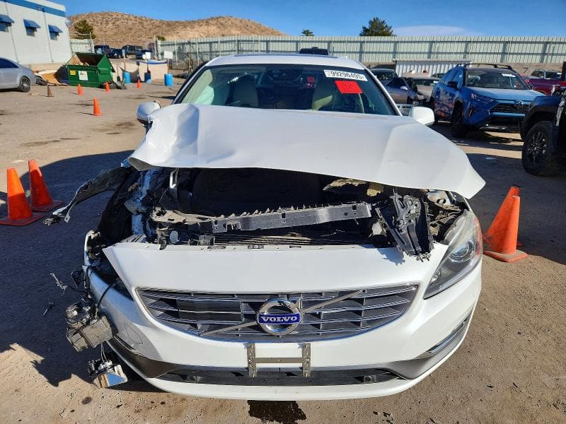 2017 VOLVO S60 PLATINUM 5