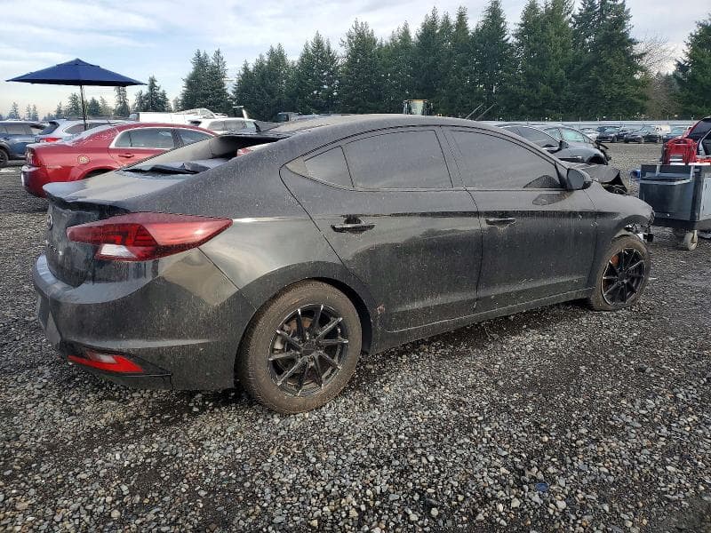 2020 HYUNDAI ELANTRA SEL 3
