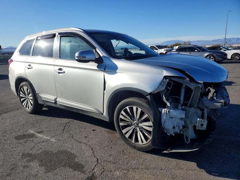 2020 MITSUBISHI OUTLANDER SE 4