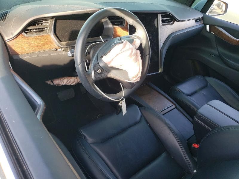 2021 TESLA MODEL X 8