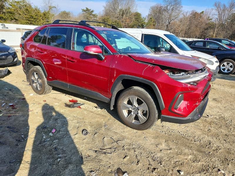 2024 TOYOTA RAV4 XLE 4