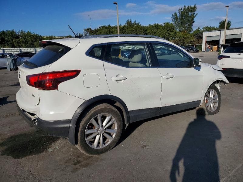 2017 NISSAN ROGUE SPORT S 3