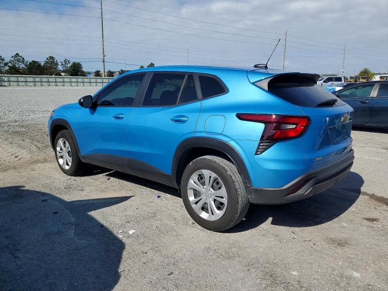2025 CHEVROLET TRAX LS 2