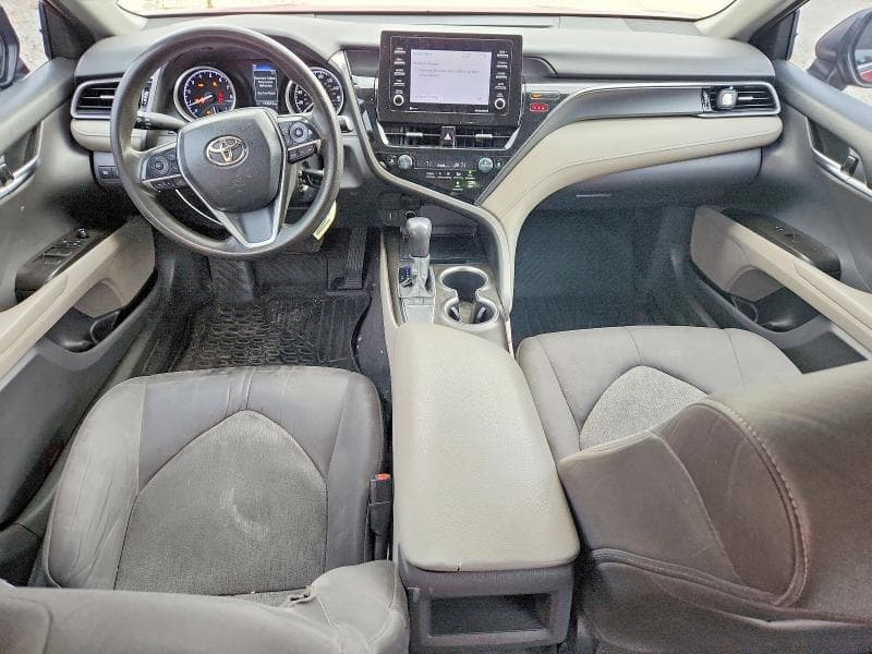 2022 TOYOTA CAMRY LE 8