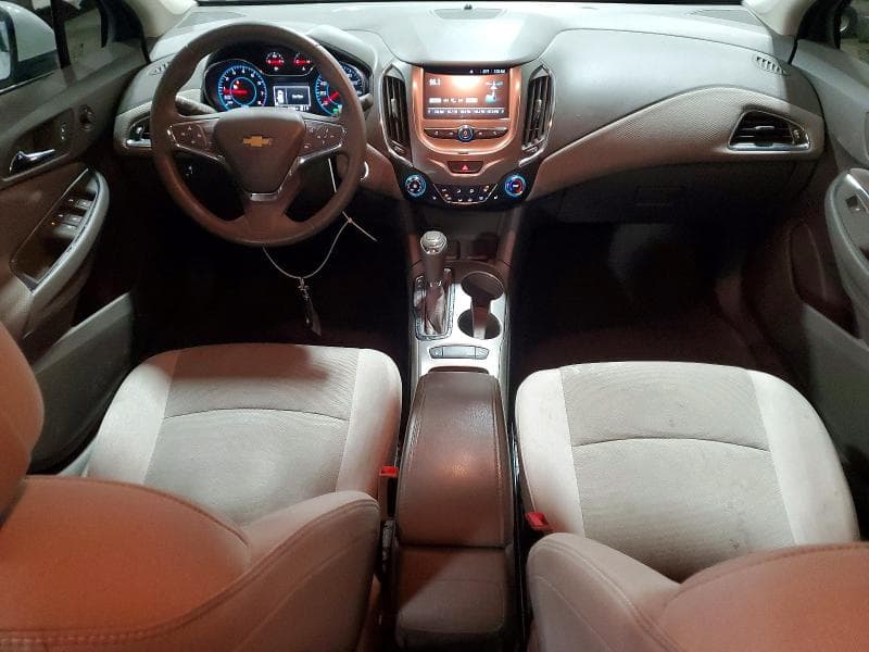 2017 CHEVROLET CRUZE LT 8