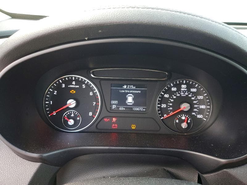 2019 KIA SORENTO LX 9